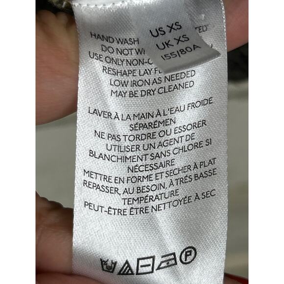 Urban Outfitters BDG Women’s XS Green Logo Plaid Oversized V-Neck Sweater Vest - Picture 4 of 5